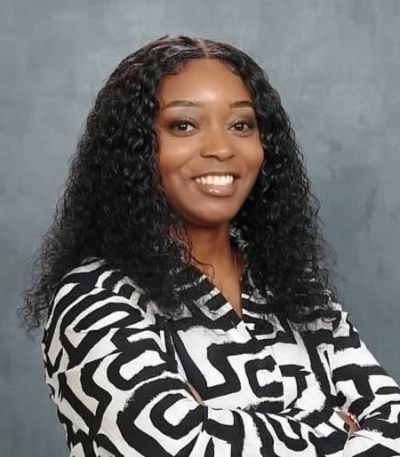 Ebony Muhammad, Agent